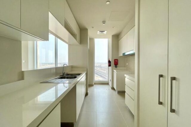 3 BR FOR SALE IN HARBOUR GATE TOWER